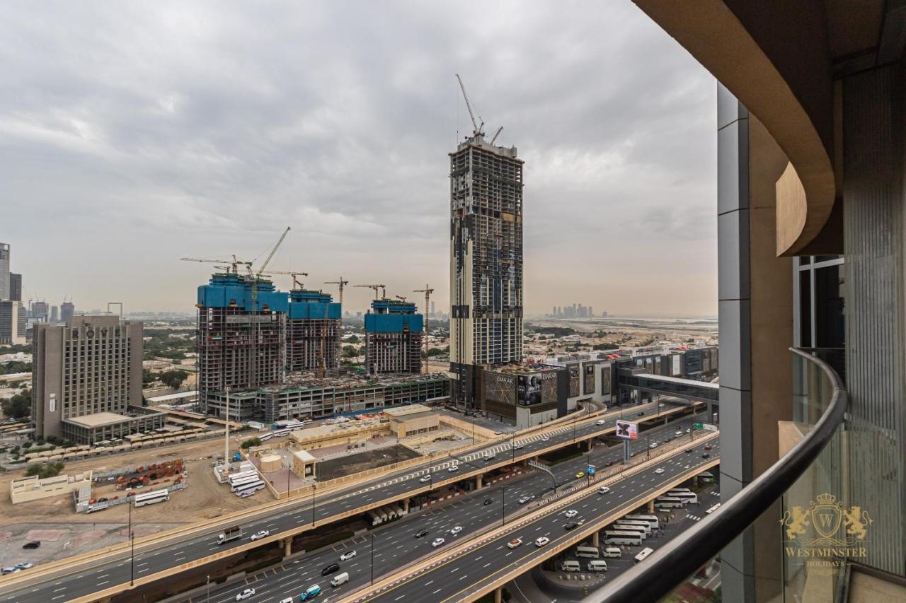 Westminster Dubai Mall Экстерьер фото View of Al Wasl from the 1001 Nights Hotel
